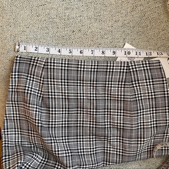 NEW Zara skirt - Picture 3 of 4